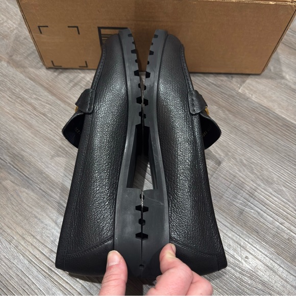 Salvatore Ferragamo Rolo Gancini Logo Embellished Textured Pebble Leather Loafer - Picture 9 of 14